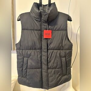 Mondetta Black Quilted Puffer Vest
Medium